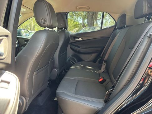 Used 2025 Buick Encore GX Preferred FWD image 24