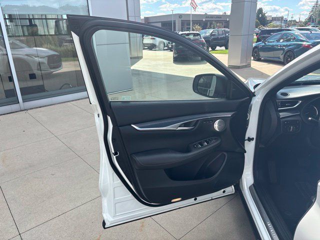 Used 2024 INFINITI QX50 Sport AWD/4WD image 26