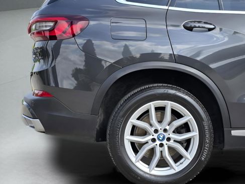 Used 2023 BMW X5 xDrive45e AWD/4WD image 36