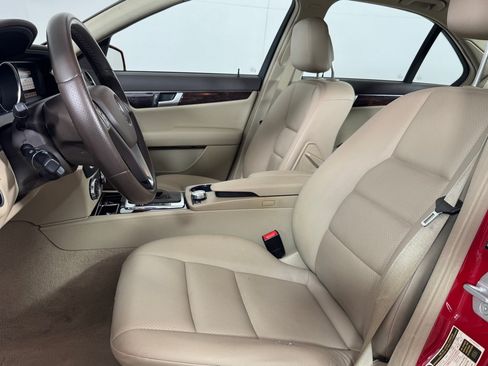 Used 2012 Mercedes-Benz C 300 4MATIC Sedan image 11