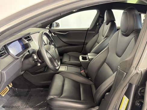 Used 2021 Tesla Model S Performance image 23