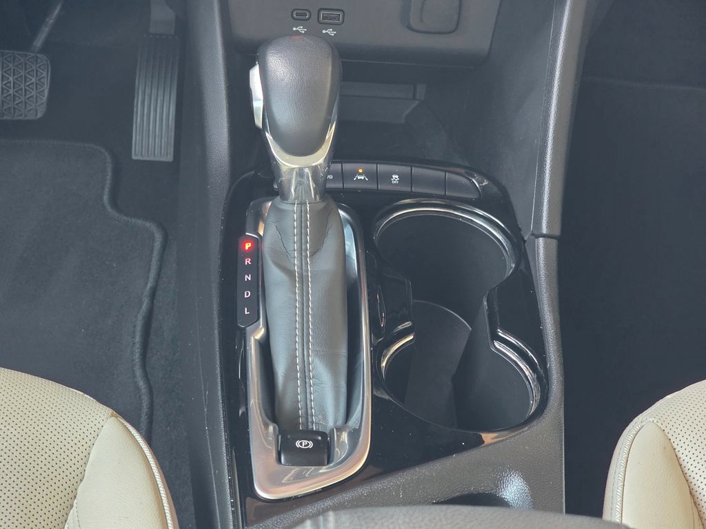 Used 2024 Buick Encore GX Sport Touring w/ Comfort Package AWD/4WD image 16