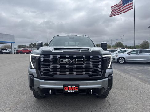 New 2026 GMC Sierra 2500 Denali Ultimate AWD/4WD image 8