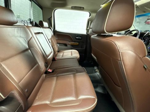 Used 2016 Chevrolet Silverado 2500 High Country w/ Duramax Plus Package AWD/4WD image 30