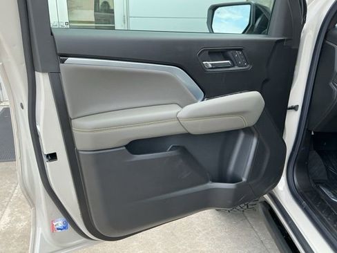 New 2026 Chevrolet Colorado ZR2 w/ Technology Package image 19