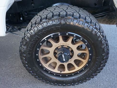Used 2019 Ford F250 Lariat w/ Lariat Ultimate Package AWD/4WD image 30