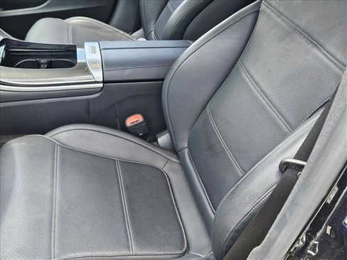 Used 2022 Mercedes-Benz C 300 Sedan image 14