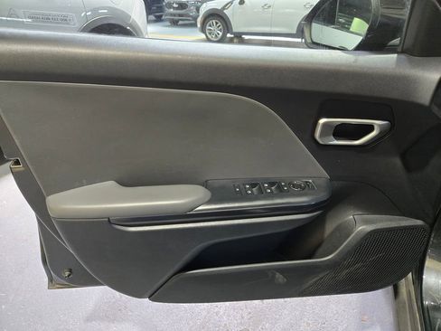 Used 2025 Kia K4 FWD image 5