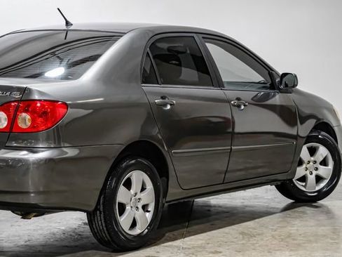 Used 2006 Toyota Corolla LE image 18