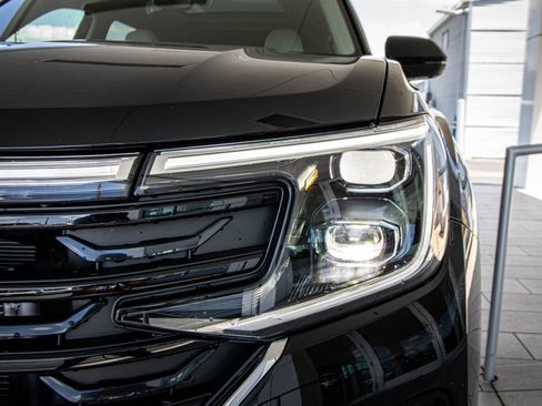 New 2026 Volkswagen Atlas SEL Premium R-Line AWD/4WD image 7