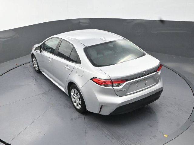 Used 2024 Toyota Corolla LE FWD image 27