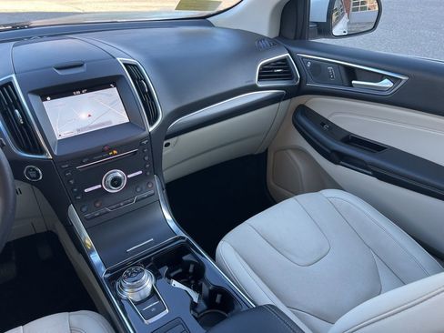 Used 2019 Ford Edge Titanium w/ Equipment Group 301A image 25