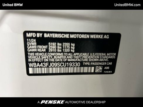 Used 2025 BMW 530i w/ Premium Package image 24