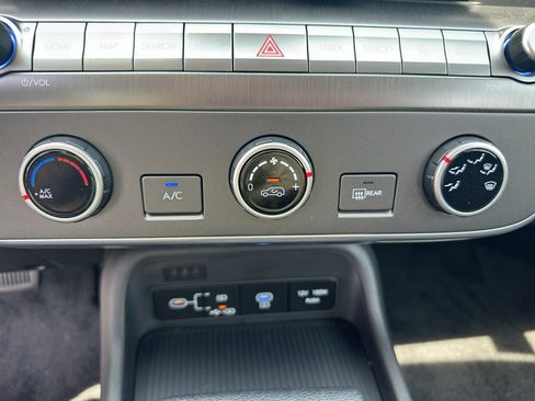 New 2026 Hyundai Kona SE AWD/4WD image 22