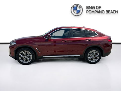 Used 2025 BMW X4 xDrive30i image 4