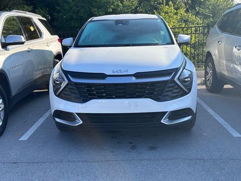 Certified 2025 Kia Sportage LX FWD image 2