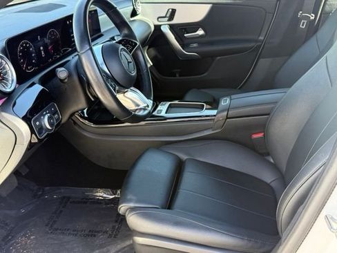 Certified 2025 Mercedes-Benz CLA 250 4MATIC image 11