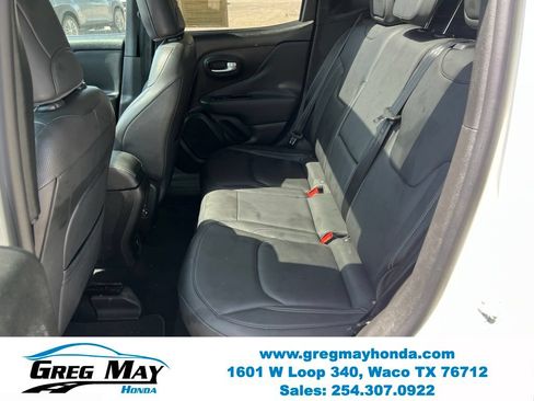 Used 2020 Jeep Renegade Limited w/ UConnect 8.4 Nav Group AWD/4WD image 19