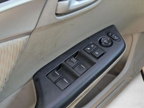 Used 2014 Honda Civic EX image 9