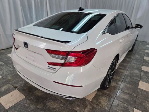 Used 2022 Honda Accord Sport image 6