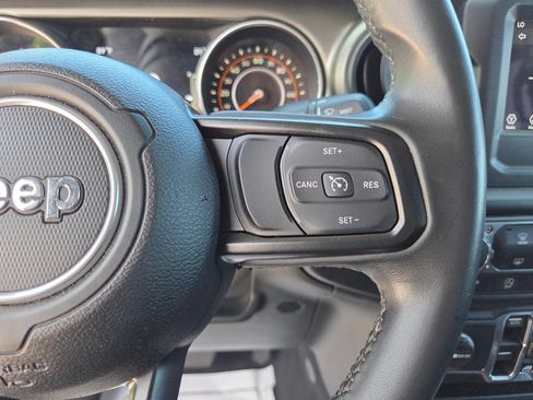 Used 2019 Jeep Wrangler Unlimited Sport S AWD/4WD image 34