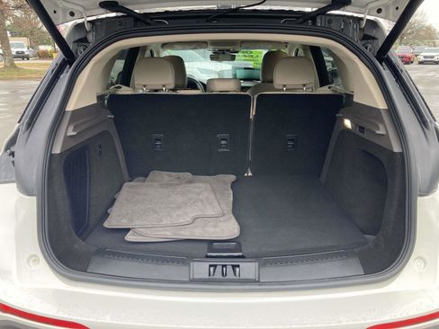 Certified 2022 Lincoln Corsair Reserve w/ Elements Package image 15