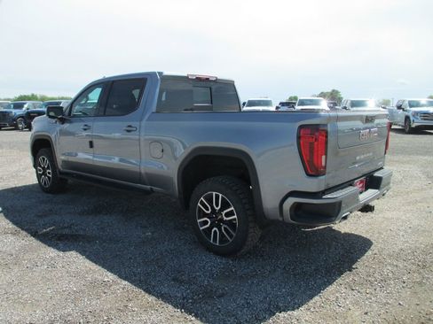 New 2026 GMC Sierra 1500 AT4 w/ AT4 Premium Package AWD/4WD image 8