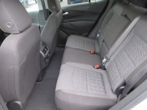 Used 2024 Chevrolet Equinox LT image 14