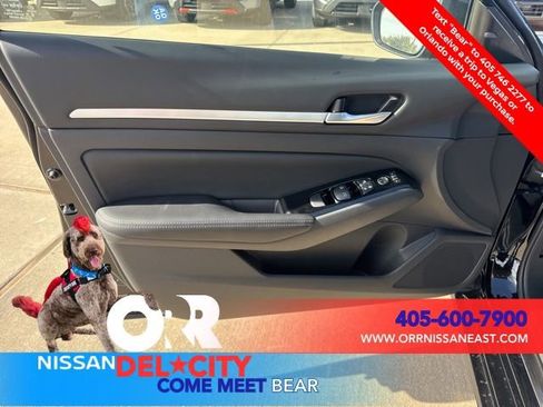 New 2025 Nissan Altima 2.5 SL image 18