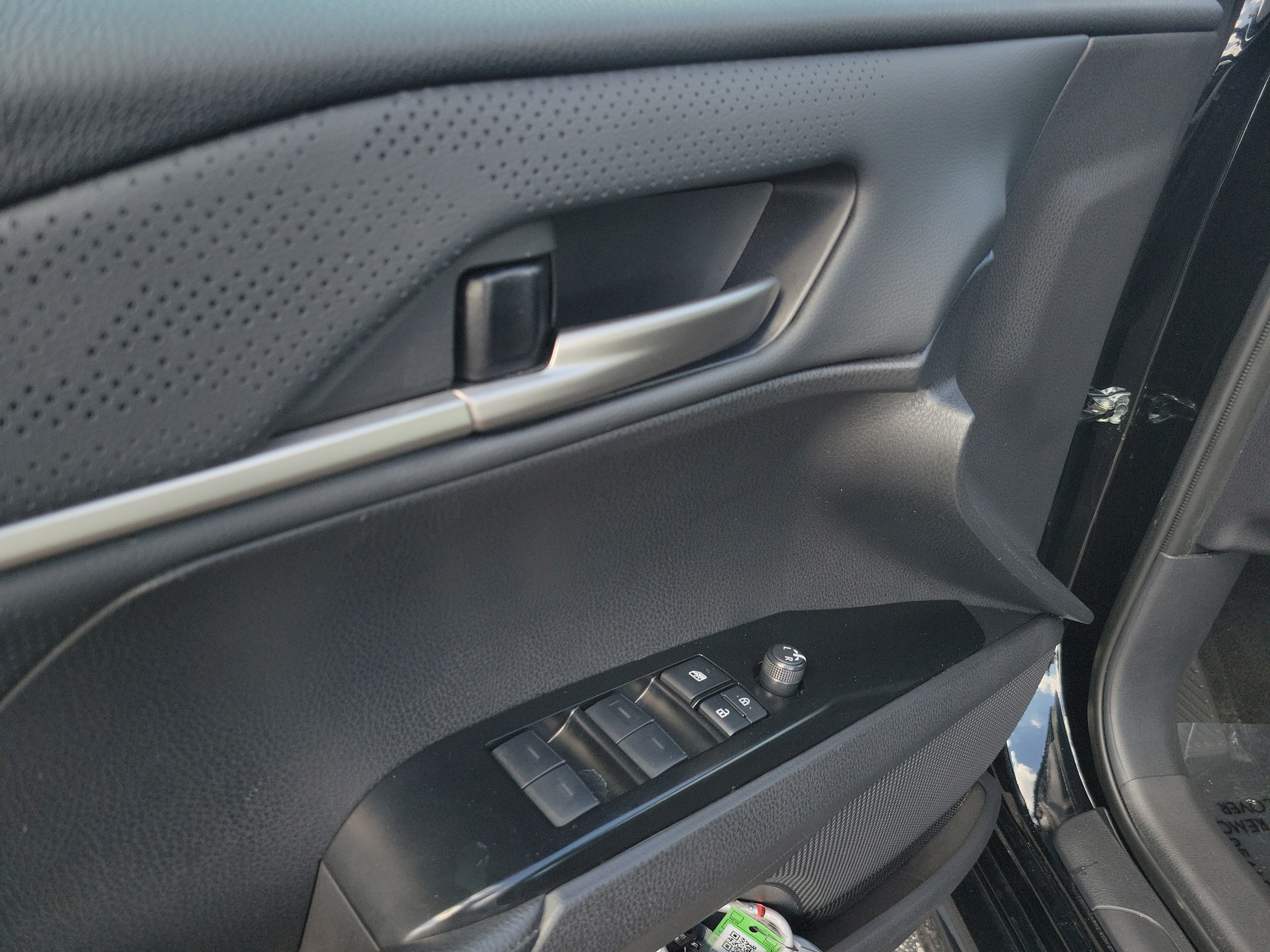 Used 2026 Toyota Camry XSE FWD image 17