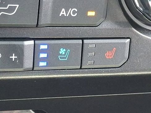 Used 2018 Ford F150 Lariat AWD/4WD image 25