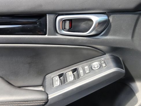 Certified 2024 Honda Civic Sport Touring image 11