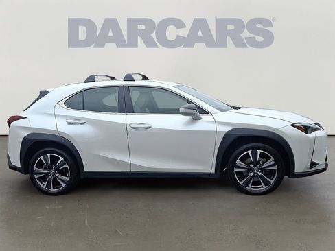 Used 2023 Lexus UX 250h AWD w/ Accessory Package (Z1) image 7