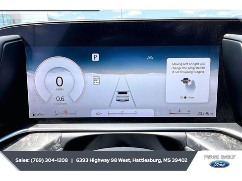 Used 2023 Genesis G90 3.5T AWD/4WD image 14