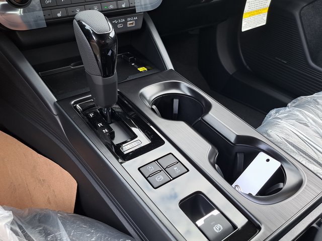 New 2026 Subaru Outback Limited AWD/4WD image 11