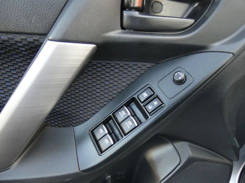 Used 2017 Subaru Forester 2.5i Premium w/ All-Weather Package image 56