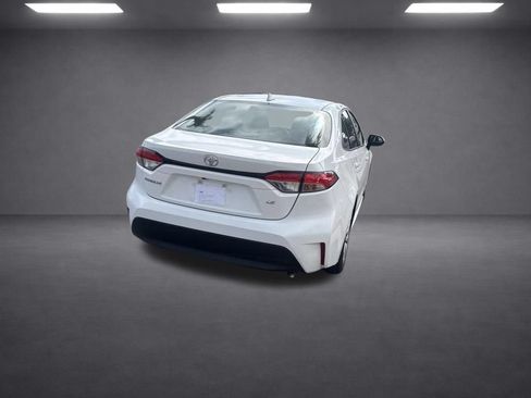 Used 2024 Toyota Corolla LE FWD image 23