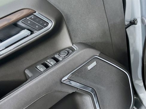 New 2026 GMC Sierra 1500 SLT w/ SLT Premium Plus Package image 15