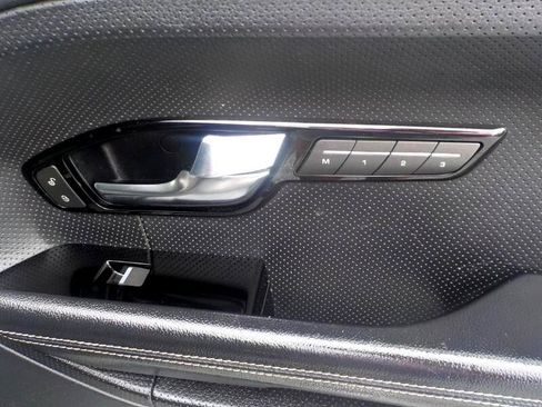 Used 2012 Land Rover Range Rover Evoque Dynamic w/ Dynamic Premium Pkg image 33