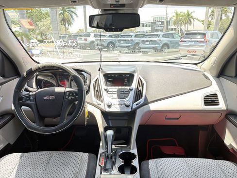 Used 2013 GMC Terrain SLE FWD image 10