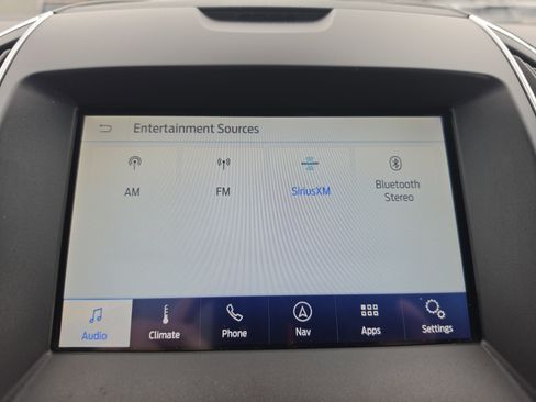 Used 2020 Ford Edge Titanium w/ Equipment Group 301A AWD/4WD image 26