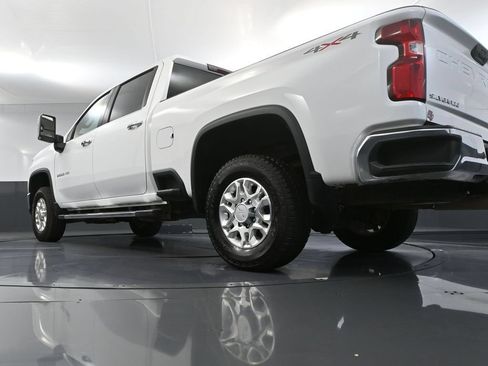 Used 2024 Chevrolet Silverado 2500 LTZ AWD/4WD image 54