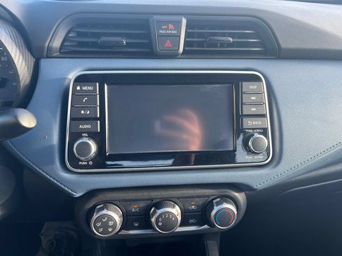 Used 2025 Nissan Versa SV FWD image 17
