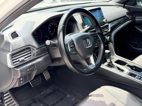 Used 2020 Honda Accord Sport image 13