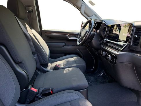 Used 2023 Chevrolet Silverado 1500 LT image 15