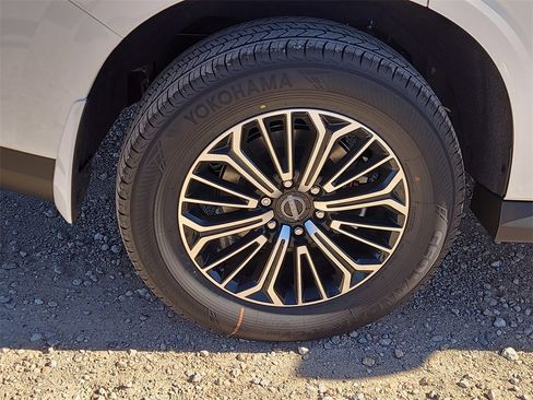 New 2026 Nissan Armada SL image 6