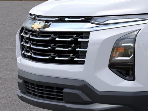 New 2026 Chevrolet Equinox LT AWD/4WD image 13