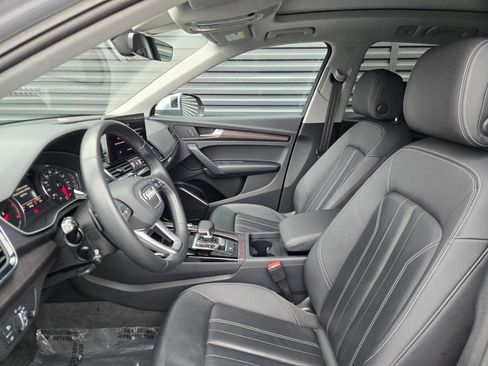 Used 2023 Audi Q5 2.0T Premium w/ Convenience Package AWD/4WD image 28