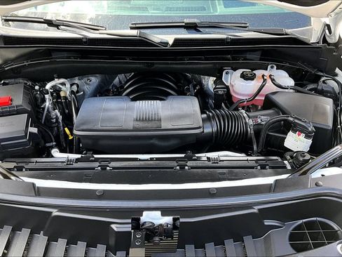 Used 2026 GMC Yukon XL Denali Ultimate w/ LPO, Floor Liner Package AWD/4WD image 13