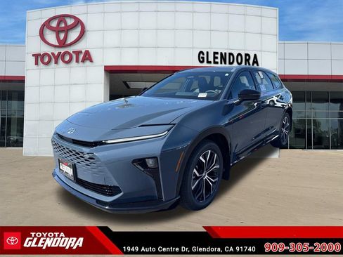 New 2026 Toyota Crown Signia AWD/4WD image 4